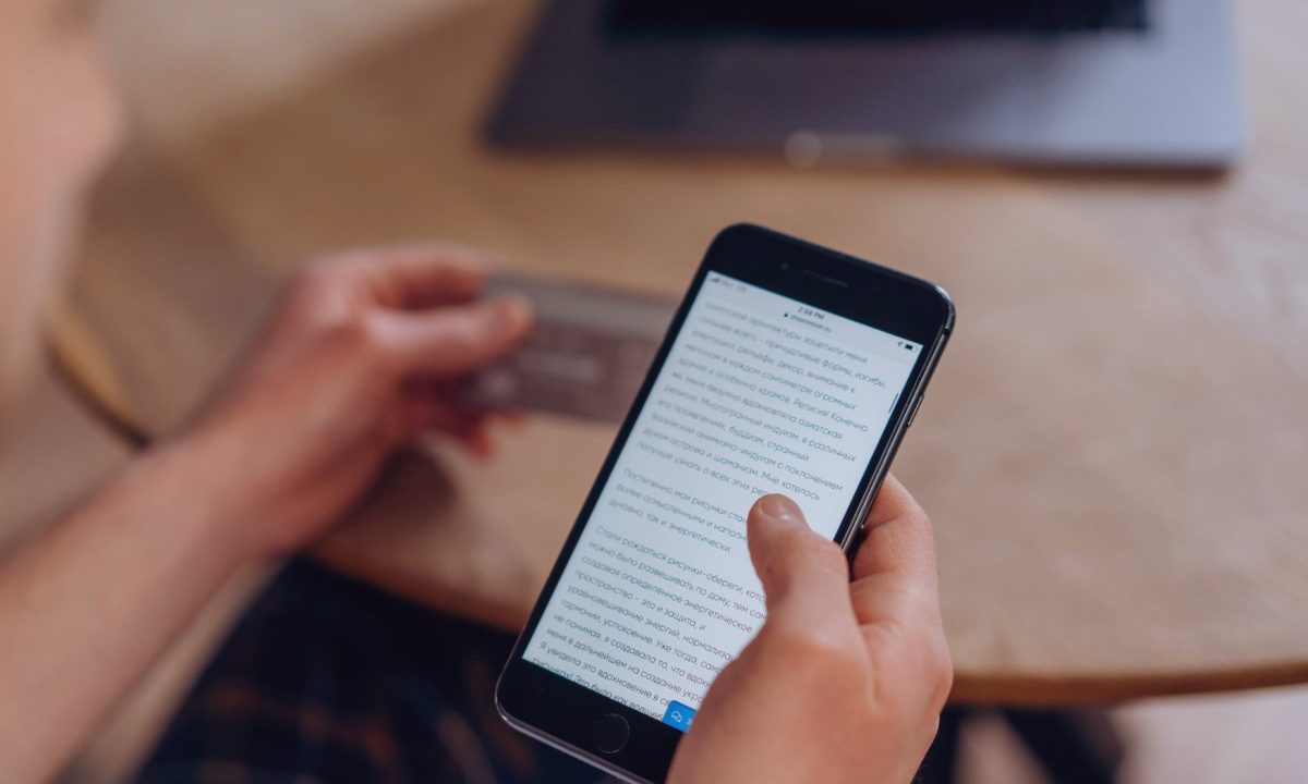 Tjekliste før du reagerer på en mærkelig sms